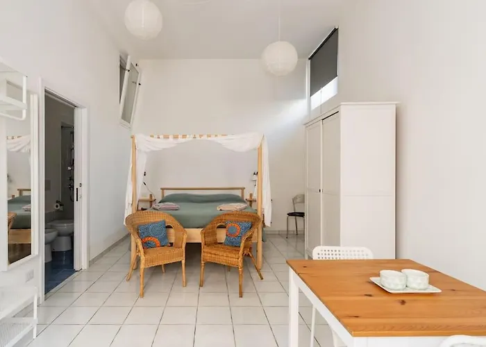 In Monolocale Meligunis ליפארי